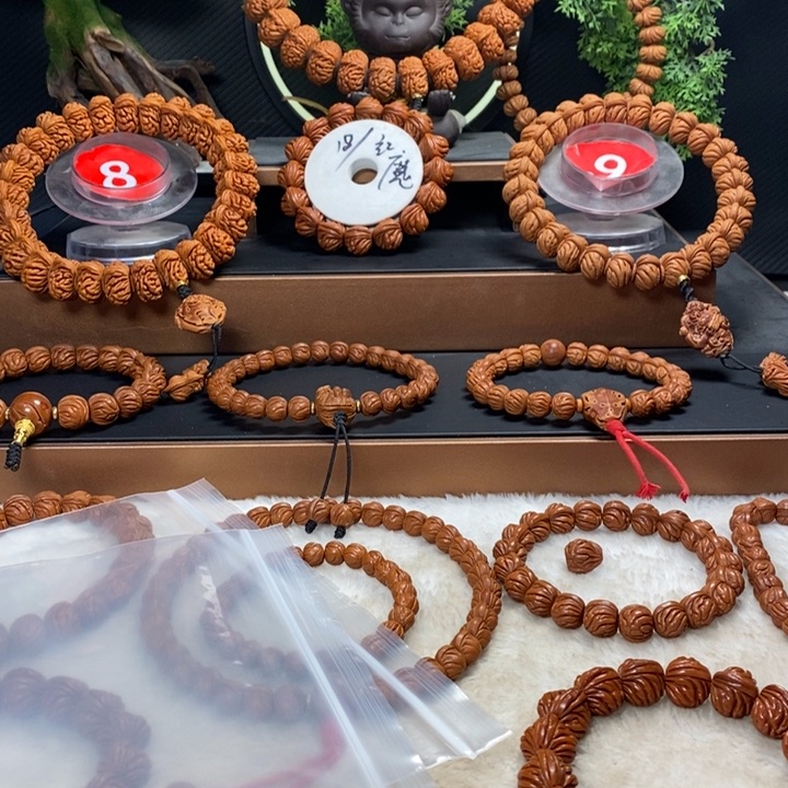 桃核吊坠没***杆秦岭龙纹