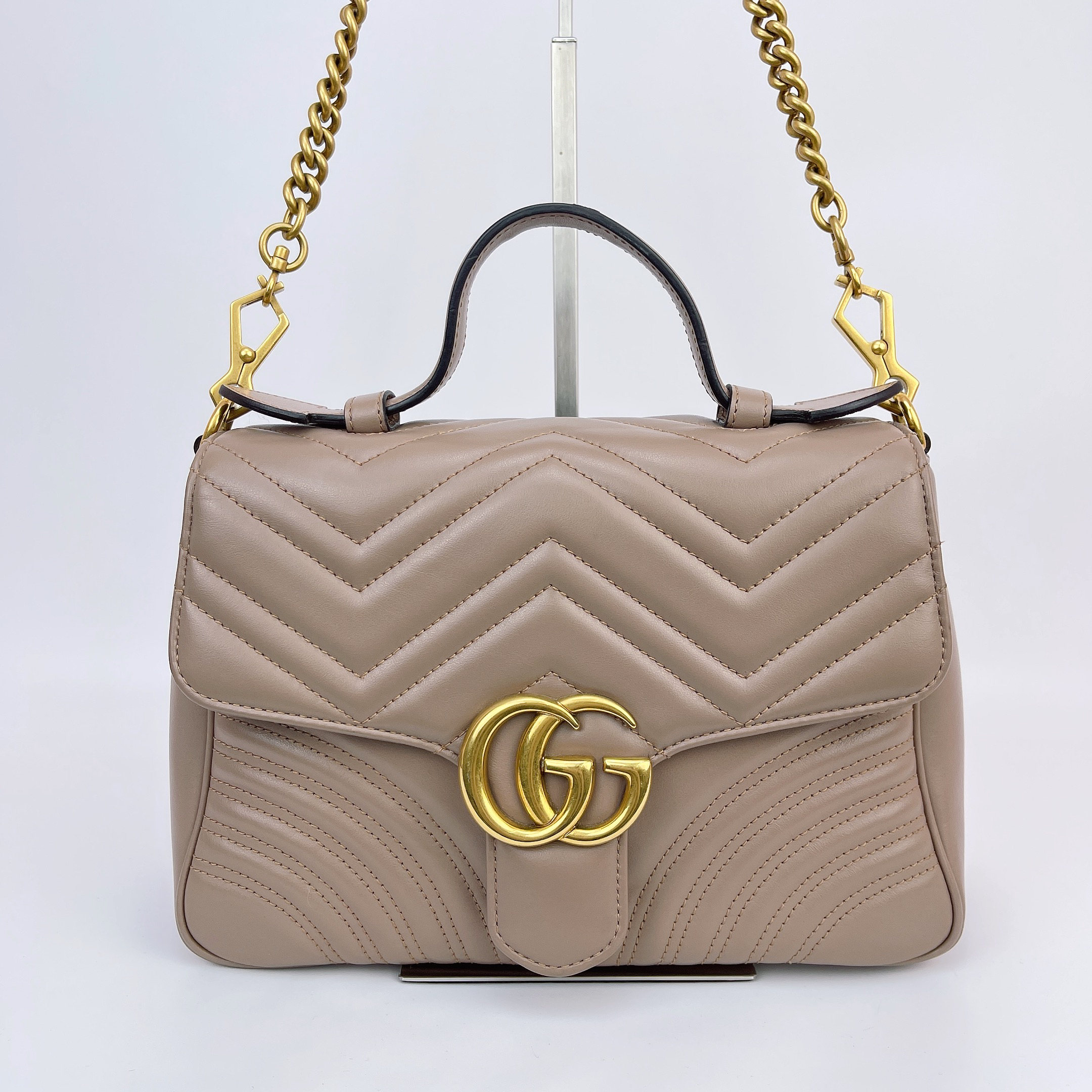 95新 GUCCI/古驰 古驰 粉色牛皮手提斜挎包底26 M827