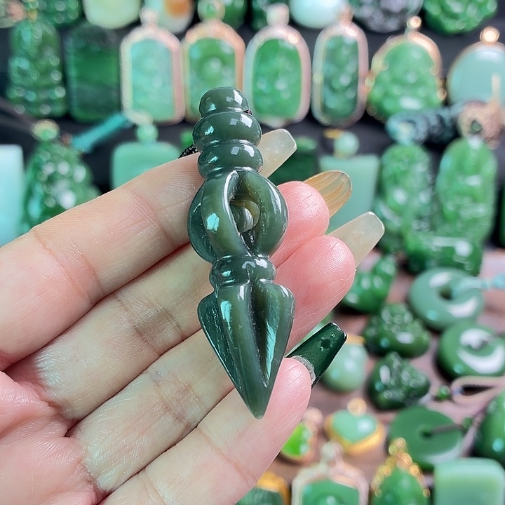 和田玉未镶嵌挂件