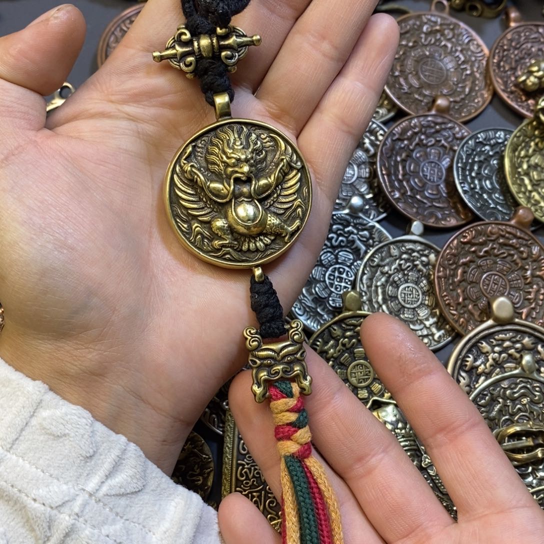 藏式嘎乌盒搭配挂件