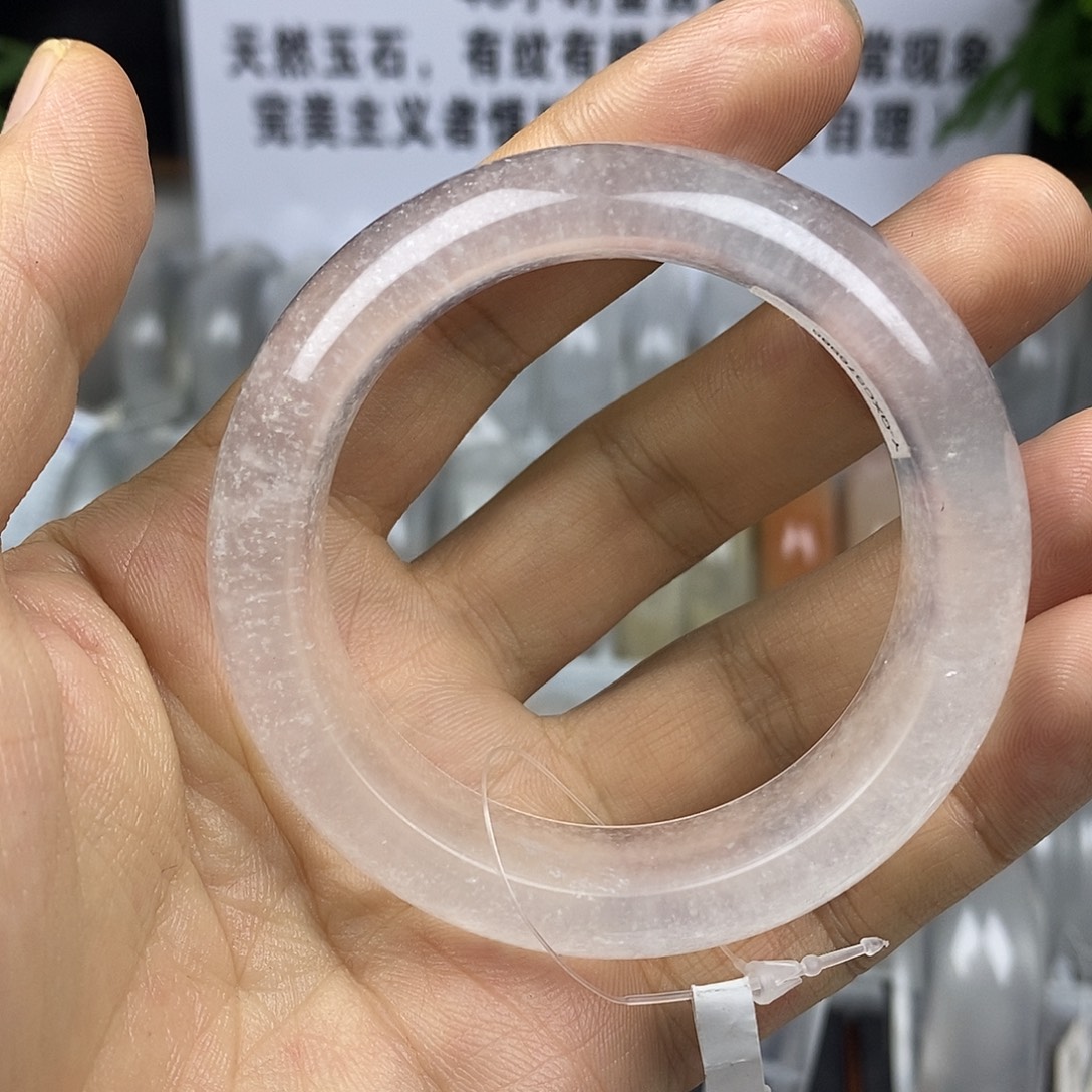 石英质玉未镶嵌手镯