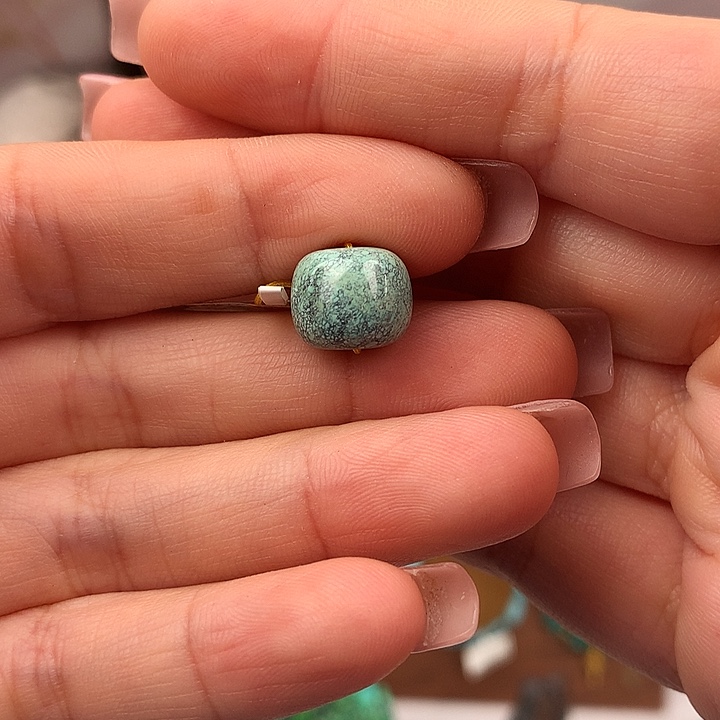 绿松石未镶嵌原矿