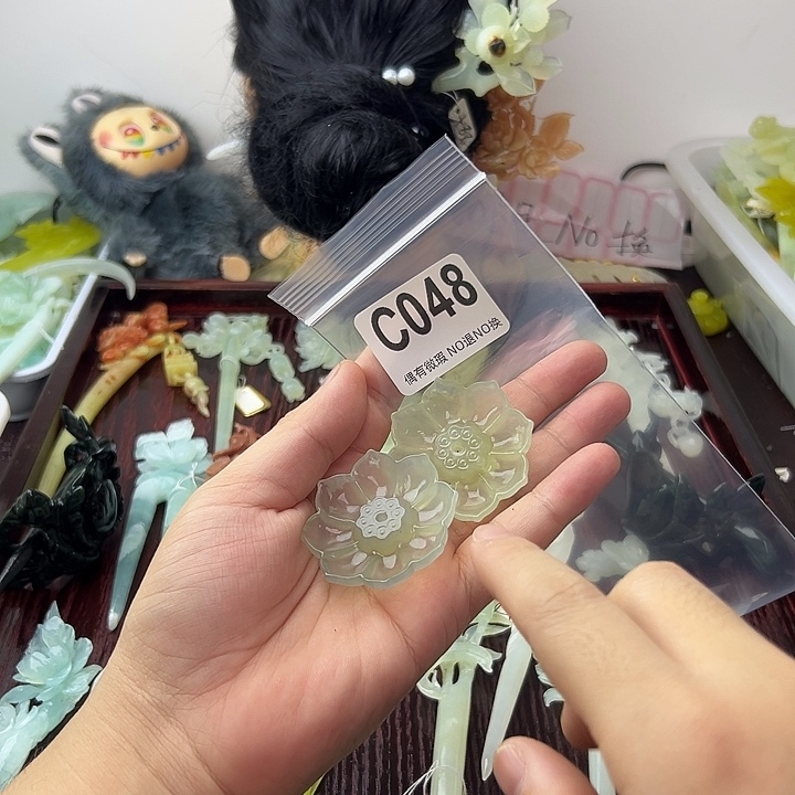 五***鸦蛇纹石玉合金发饰