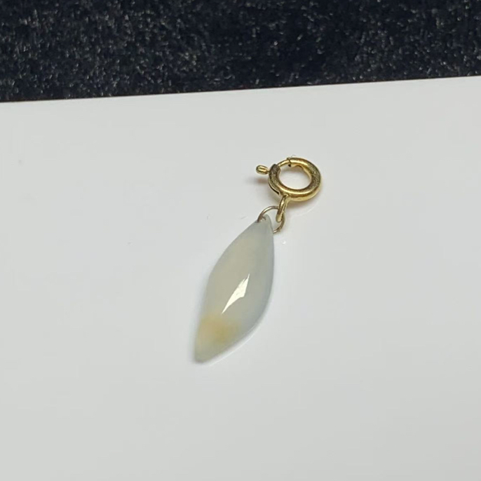 天然缅甸翡翠A货万能扣冰飘黄随形小滴流尺寸 12.3×4.9×2.4