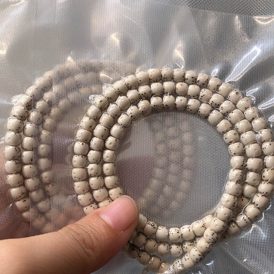 星月菩提吊坠原白大眼6*5长