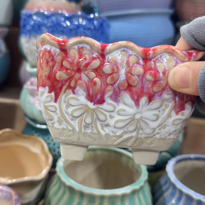 凑9块包邮，有孔，陶瓷花盆