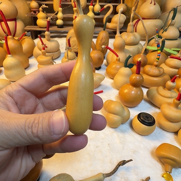 德***)大叶紫檀（黑酸枝木类）