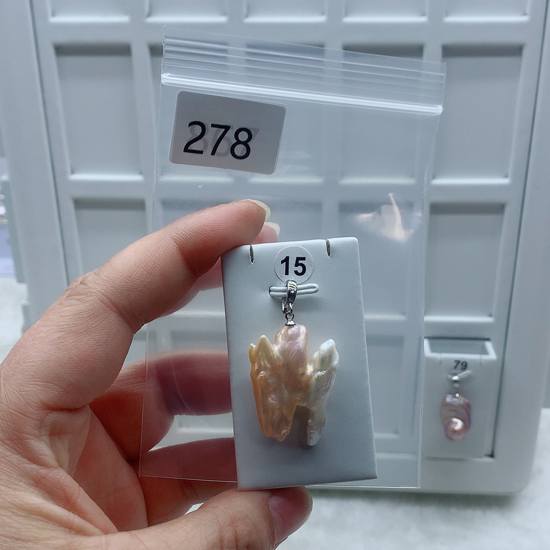 合金吊坠(不含链)淡水珍珠