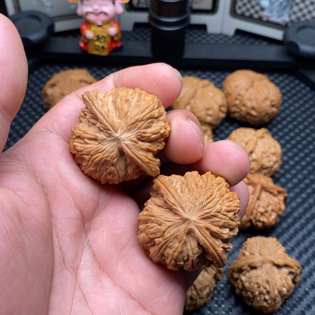 文玩核桃把件全品正磨42尺