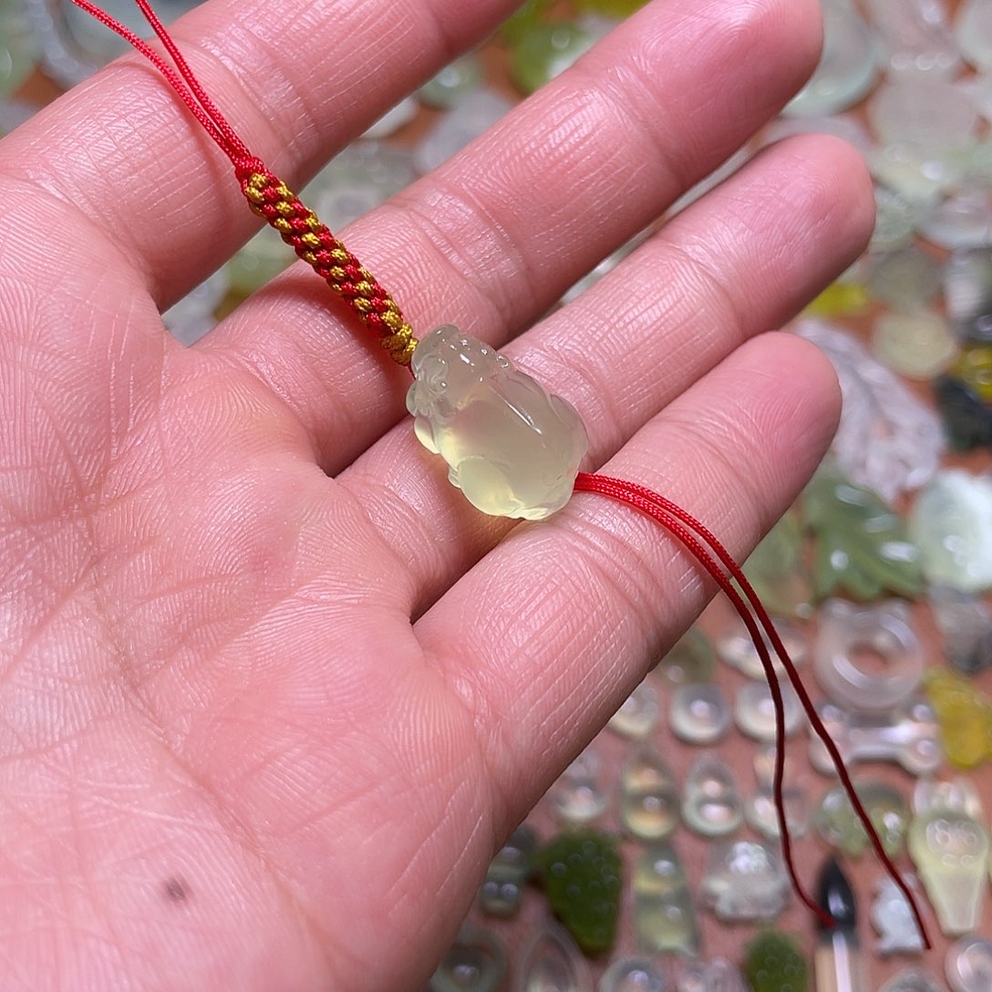 想***人蛇纹石玉未镶嵌手绳