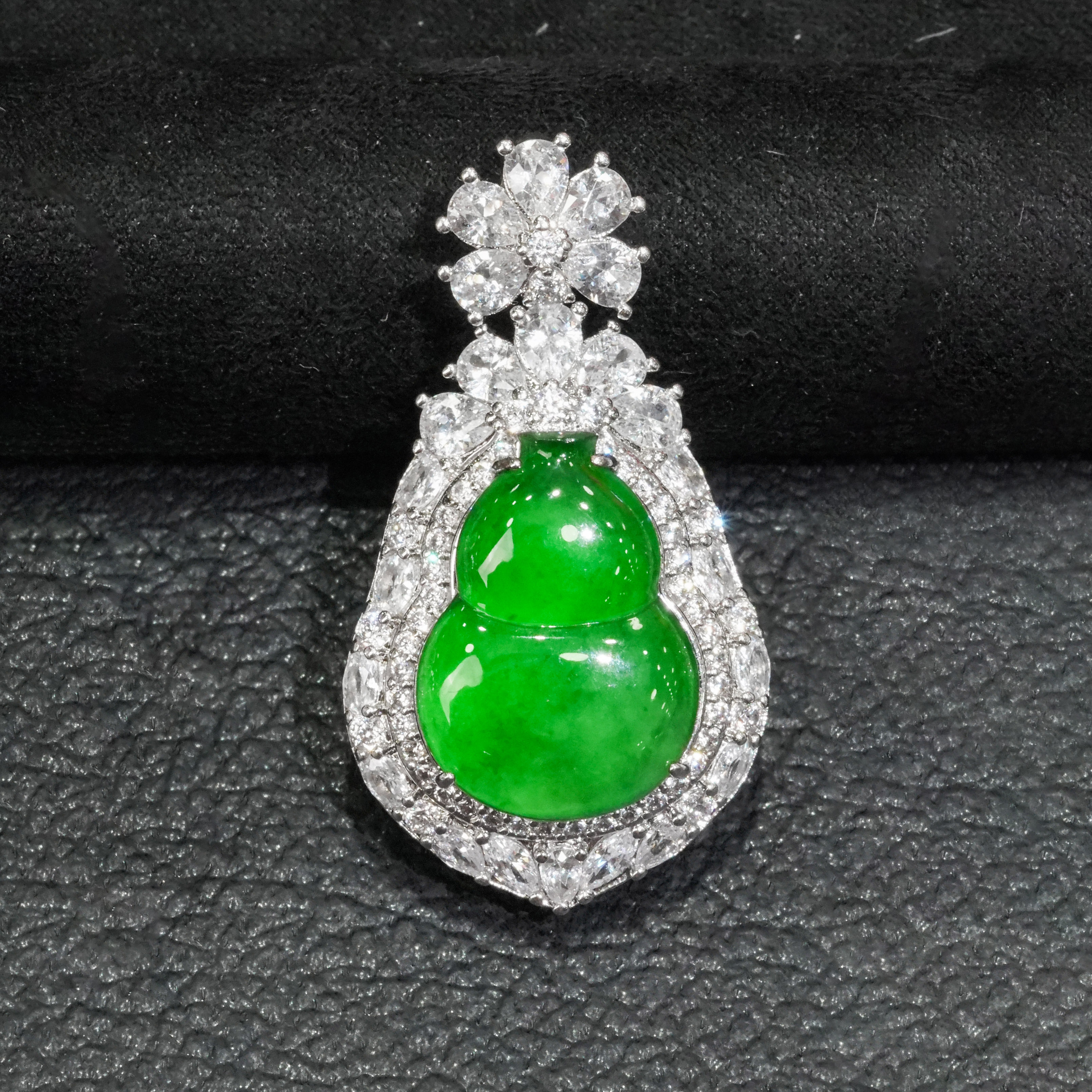 天然A货翡翠葫芦吊坠翡翠吊坠气质精美满绿色绿坠链多样性发其1