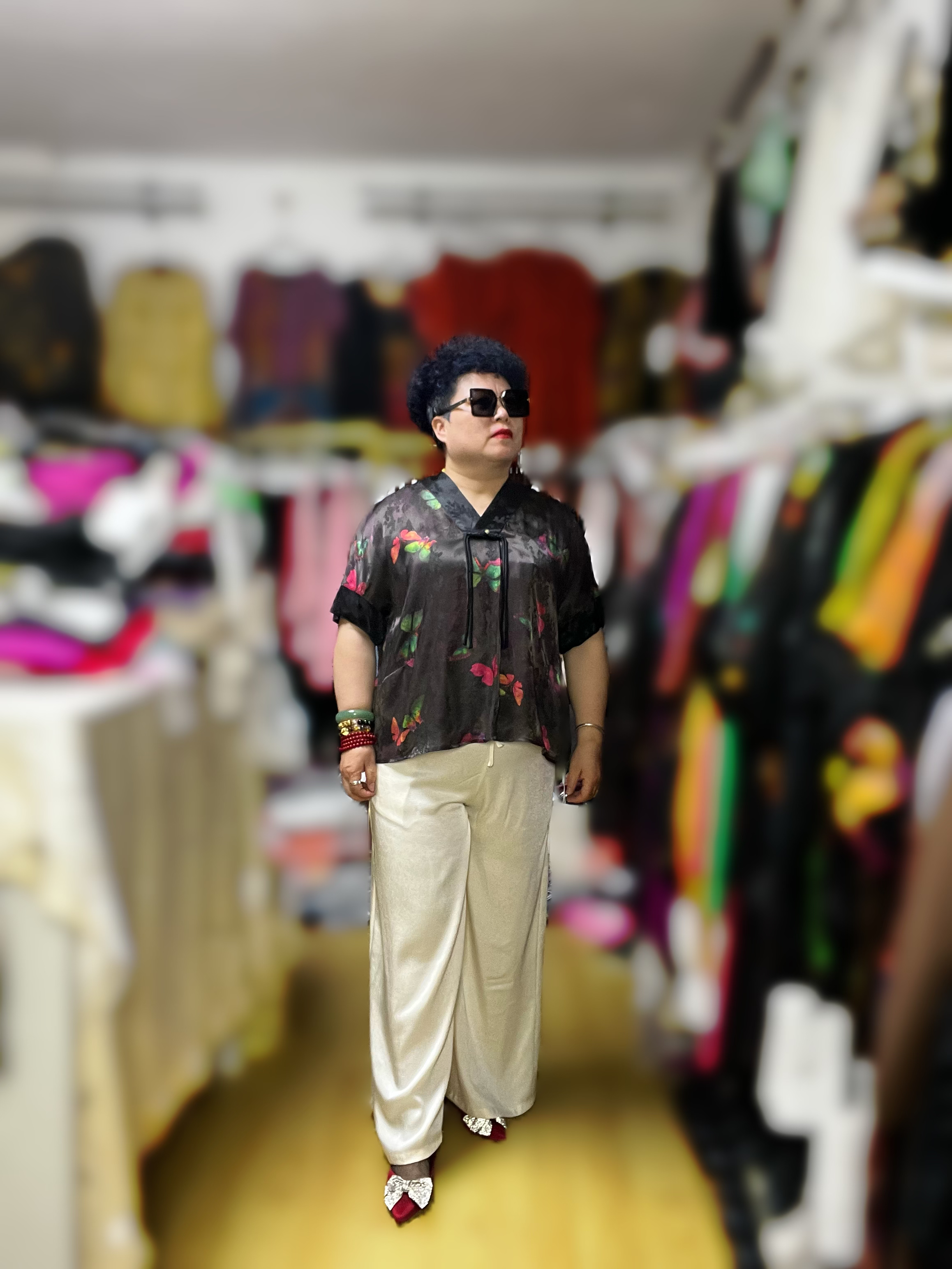 玲玲推荐中老年夏季短袖时尚洋气衬衫妈妈装时尚小衫