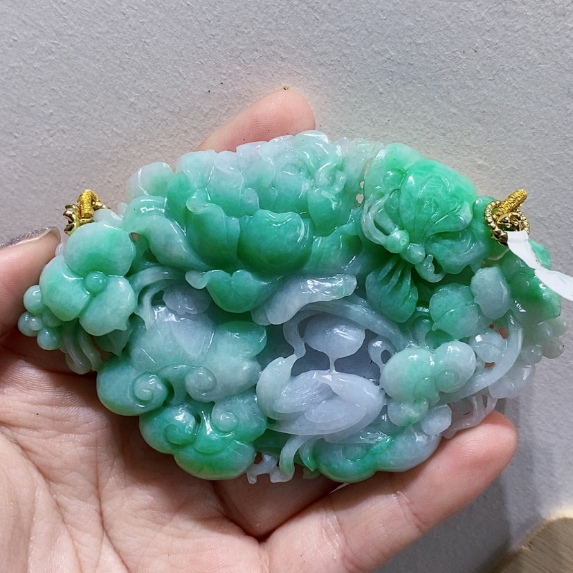 【闪购商品】翡翠未镶嵌颈饰