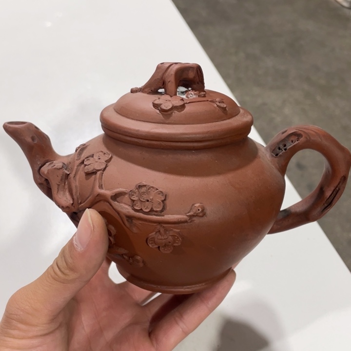 紫砂茶壶老厂紫砂壶一件。