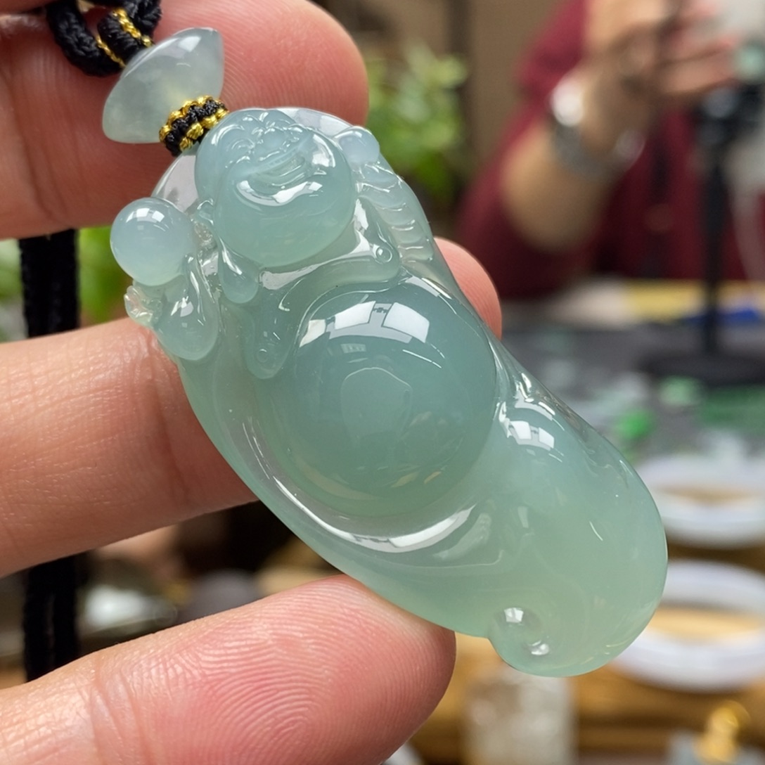 翡翠颈饰未镶嵌挂件