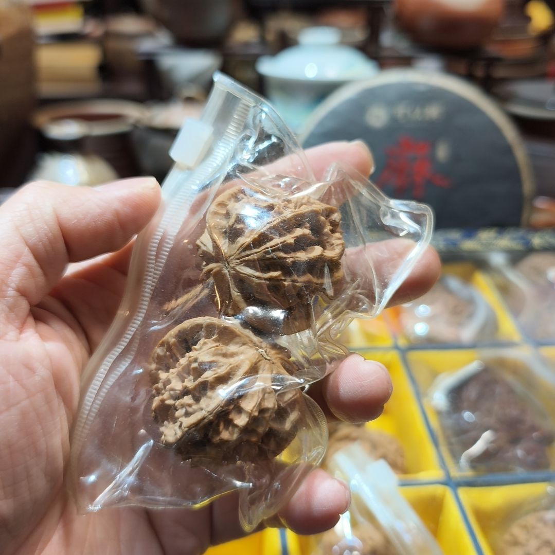 耀***练紫砂陶瓷核桃38虚尖掉