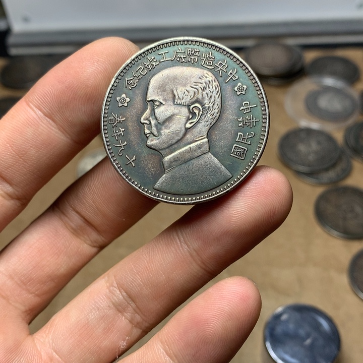 陶直接去拍大头龙wang