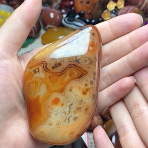 玛瑙/玉髓未镶嵌珠宝奇石