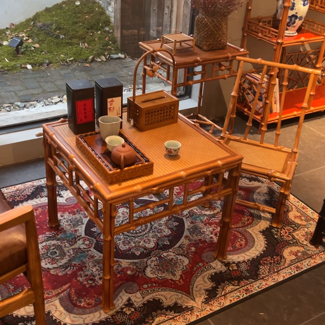 哥****给一桌一椅一桌一椅