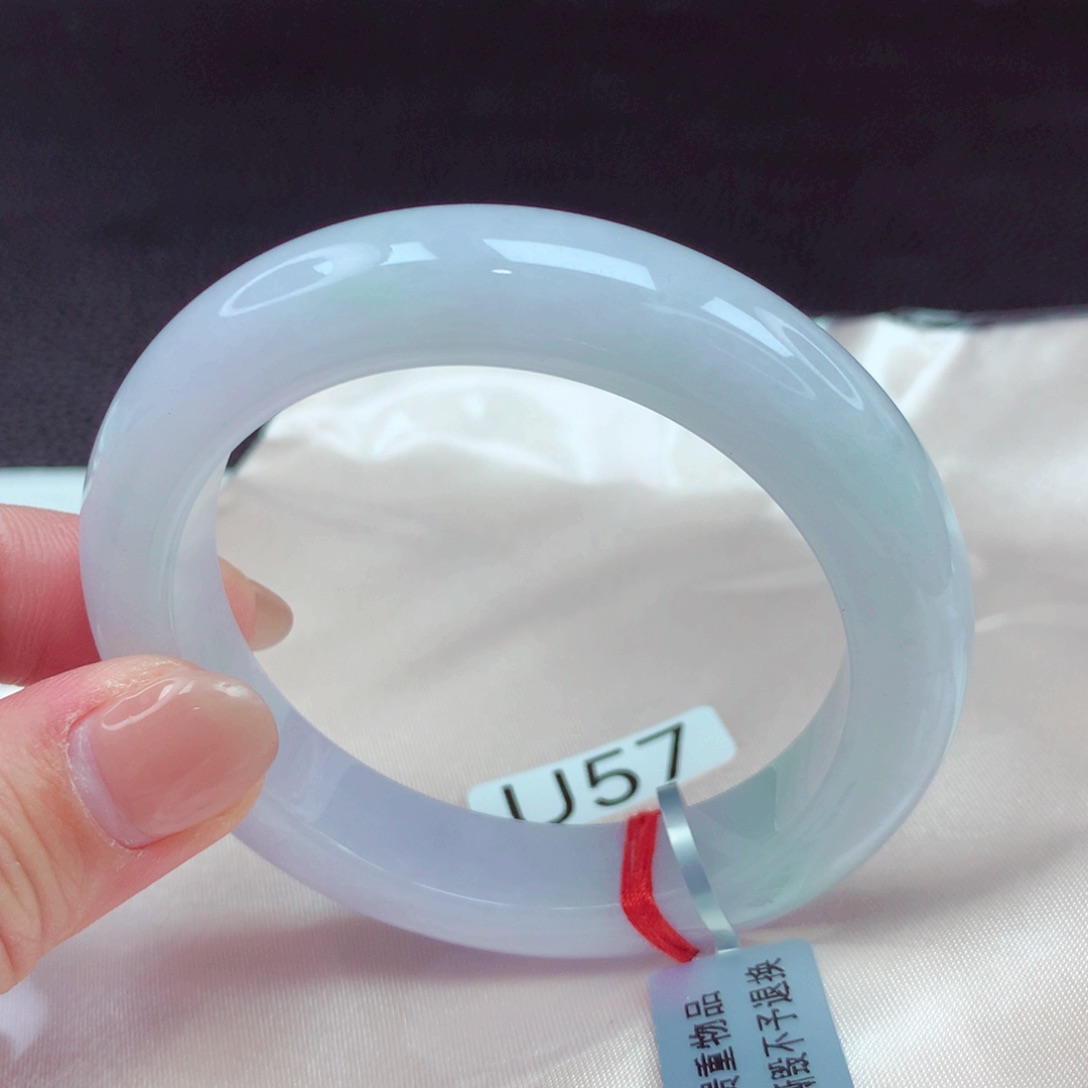 翡翠手镯未镶嵌手镯88