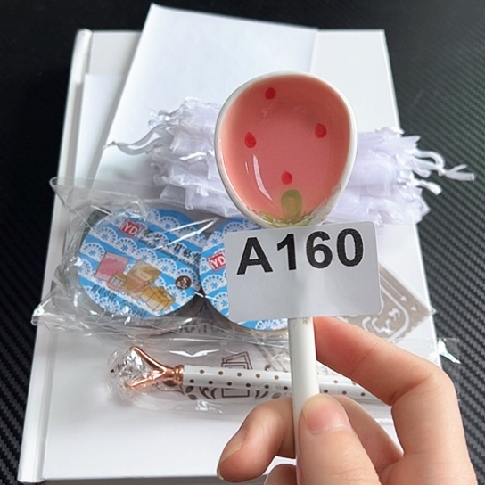 摆件…………………………………………………………………………