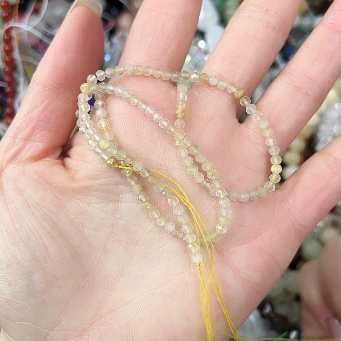 玛瑙/玉髓未镶嵌珠宝半成品，卡3金发晶一条