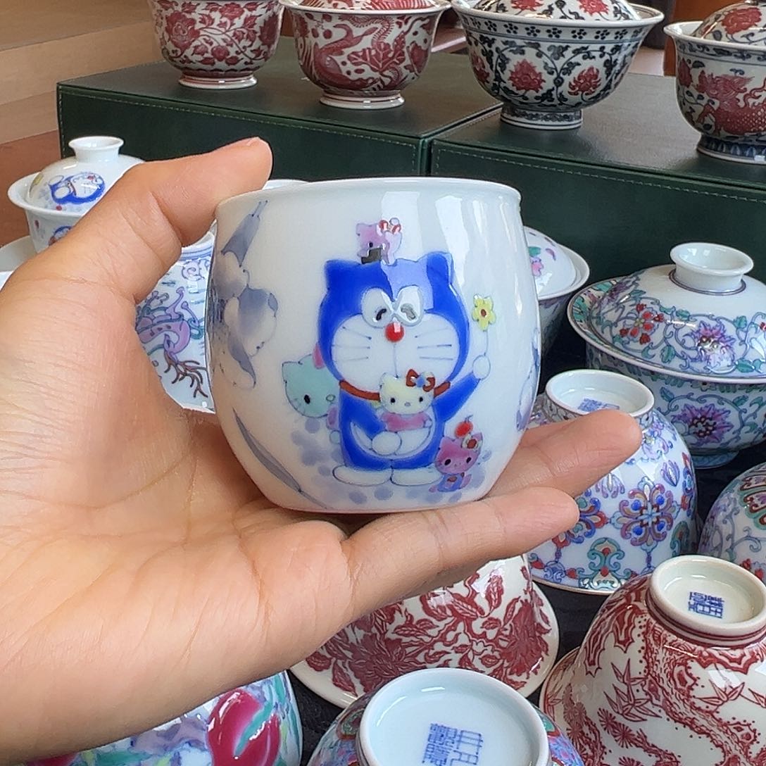 H冉月观隐叮当猫缸杯