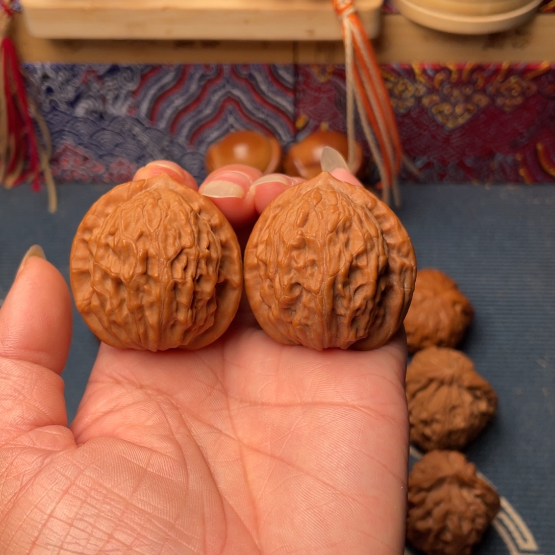 文玩核桃把件39大红袍