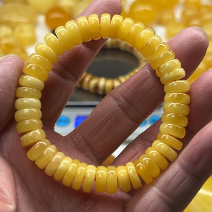琥珀（矿物珀）未镶嵌裸石