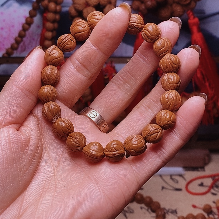 桃核吊坠龙纹桃枭