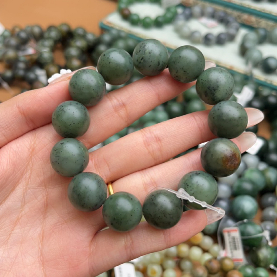 和田玉手串1221d拍一发一