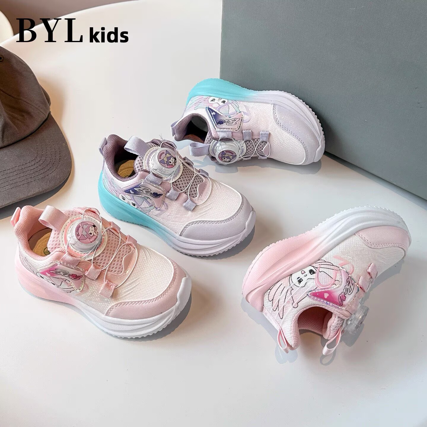 女童2026春季新款软底防滑运动鞋皮面库洛米老爹鞋0952