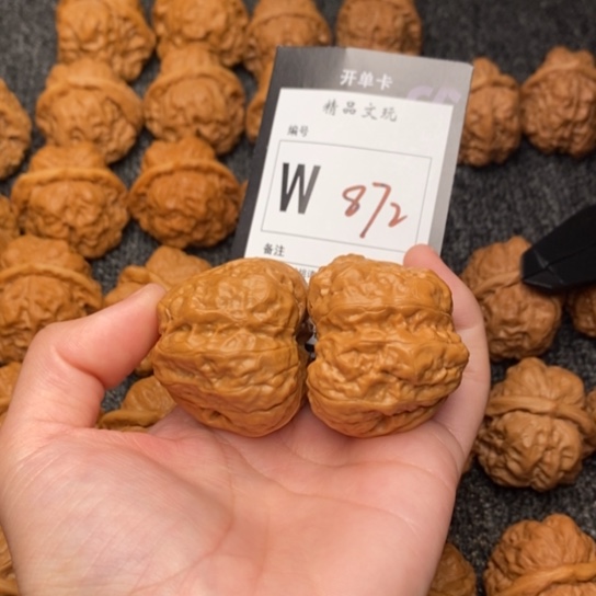 吊坠桃核我是第一百41