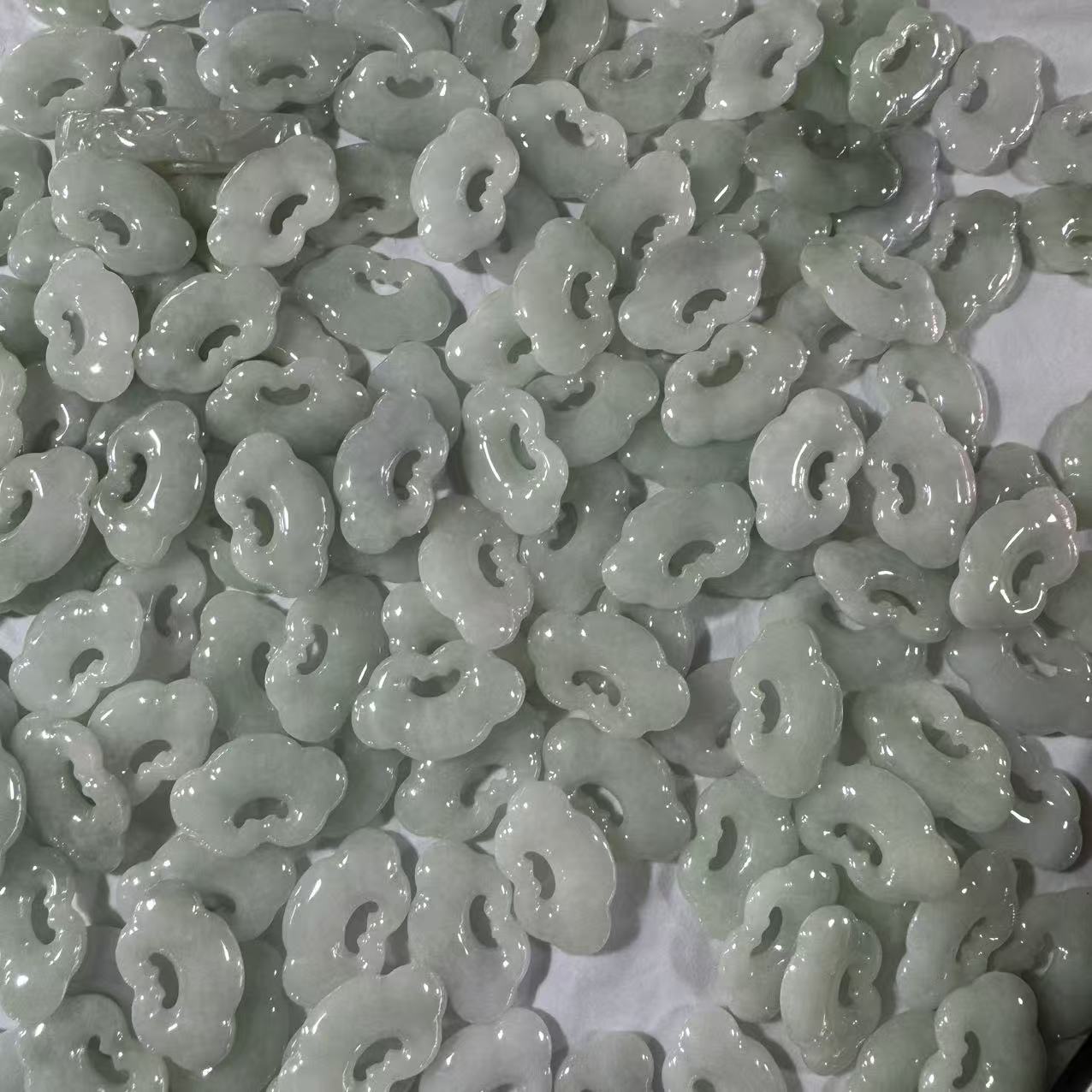 天然A货翡翠如意锁吊坠-d246-多样性发一