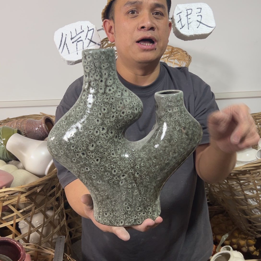 摆件81 号高中低温陶瓷工艺瓶（部分微瑕）