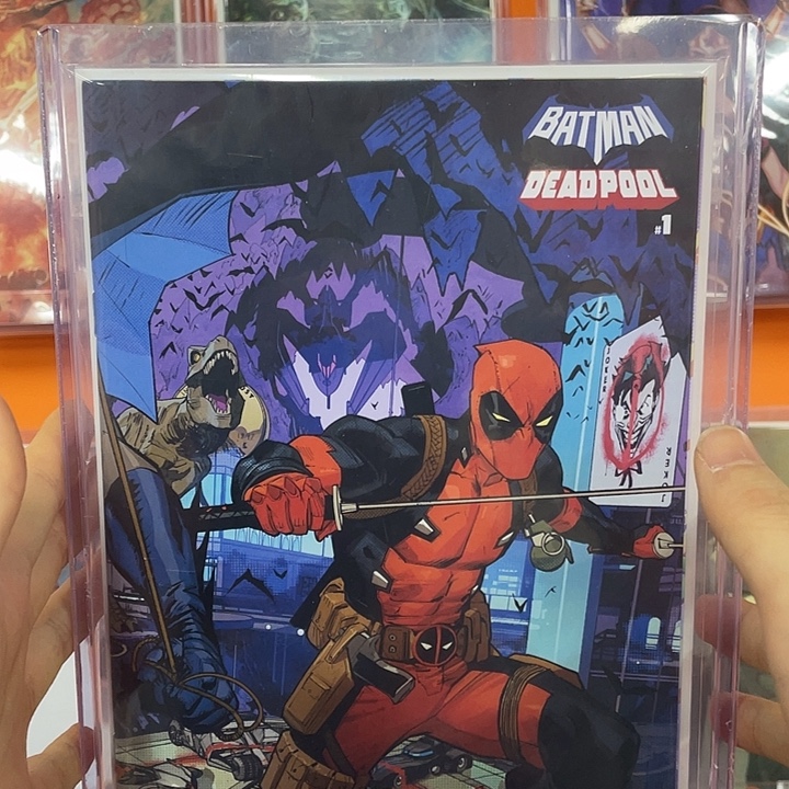 蝙蝠侠vs死侍环绕