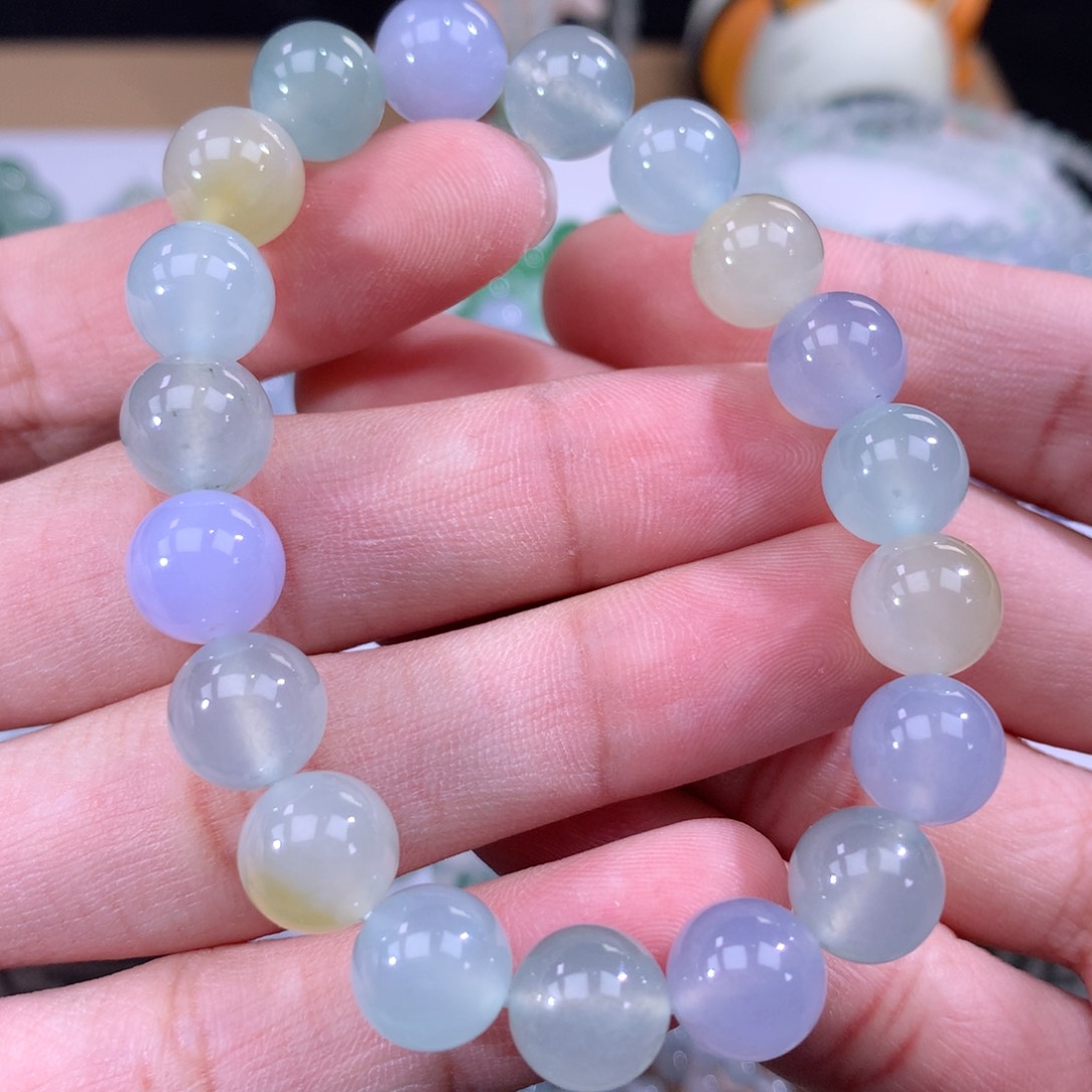 翡翠手链未镶嵌翡翠