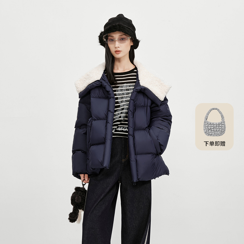 HPLY荷比俪海军风90白鹅绒立体剪裁羊羔绒翻领羽绒服HRF43560303