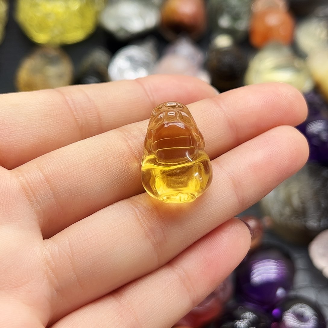 水晶颈饰未镶嵌欢*?