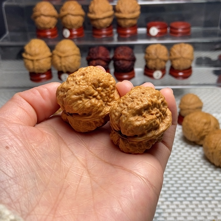 文玩核桃把件46帝王蟾