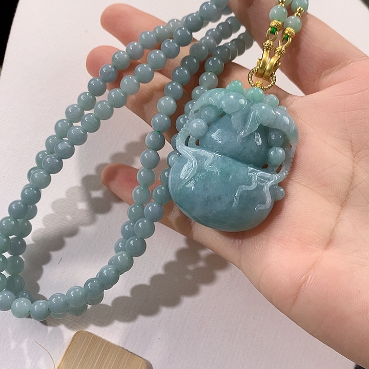 翡翠未镶嵌颈饰翡翠吊坠