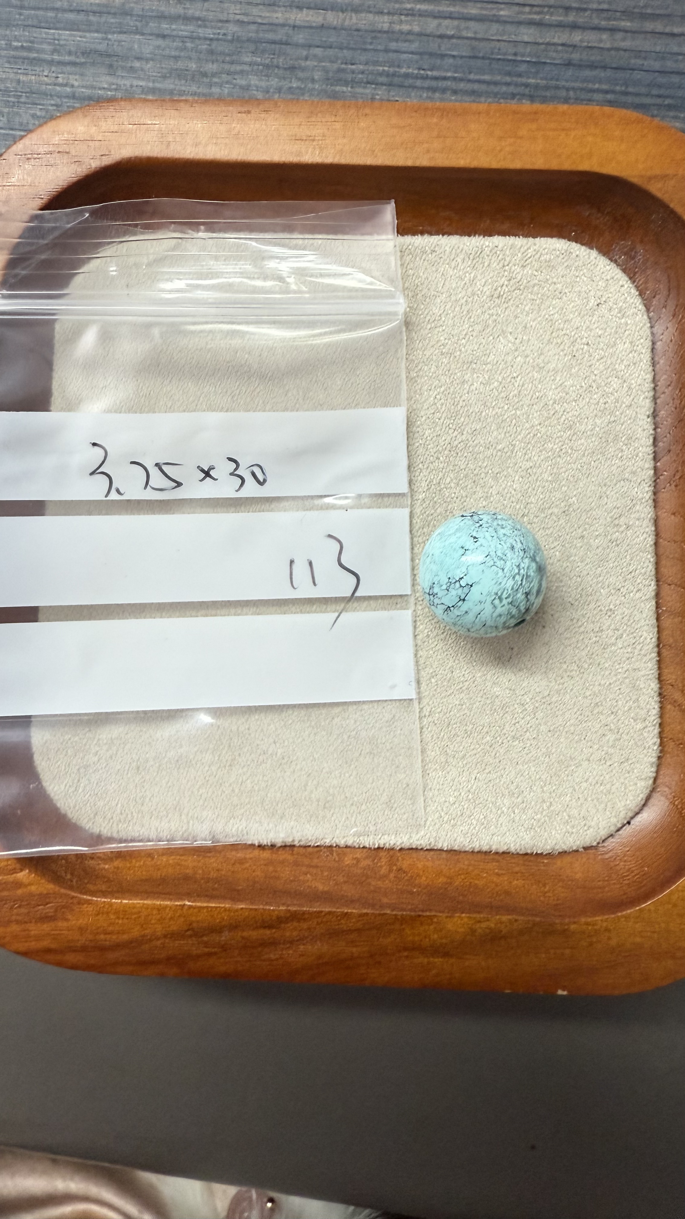 原矿绿松石散珠圆珠