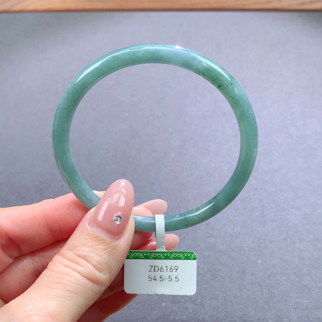 翡翠手镯未镶嵌天然翡翠手镯叮当镯