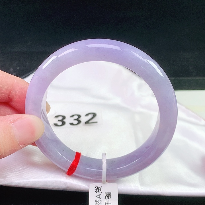 未镶嵌手镯翡翠332