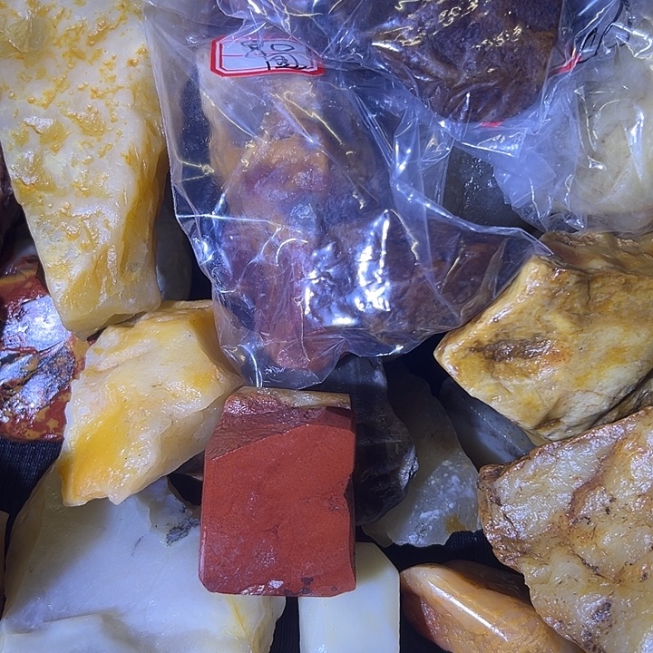 图***9石膏制品寿山石雕刻工艺