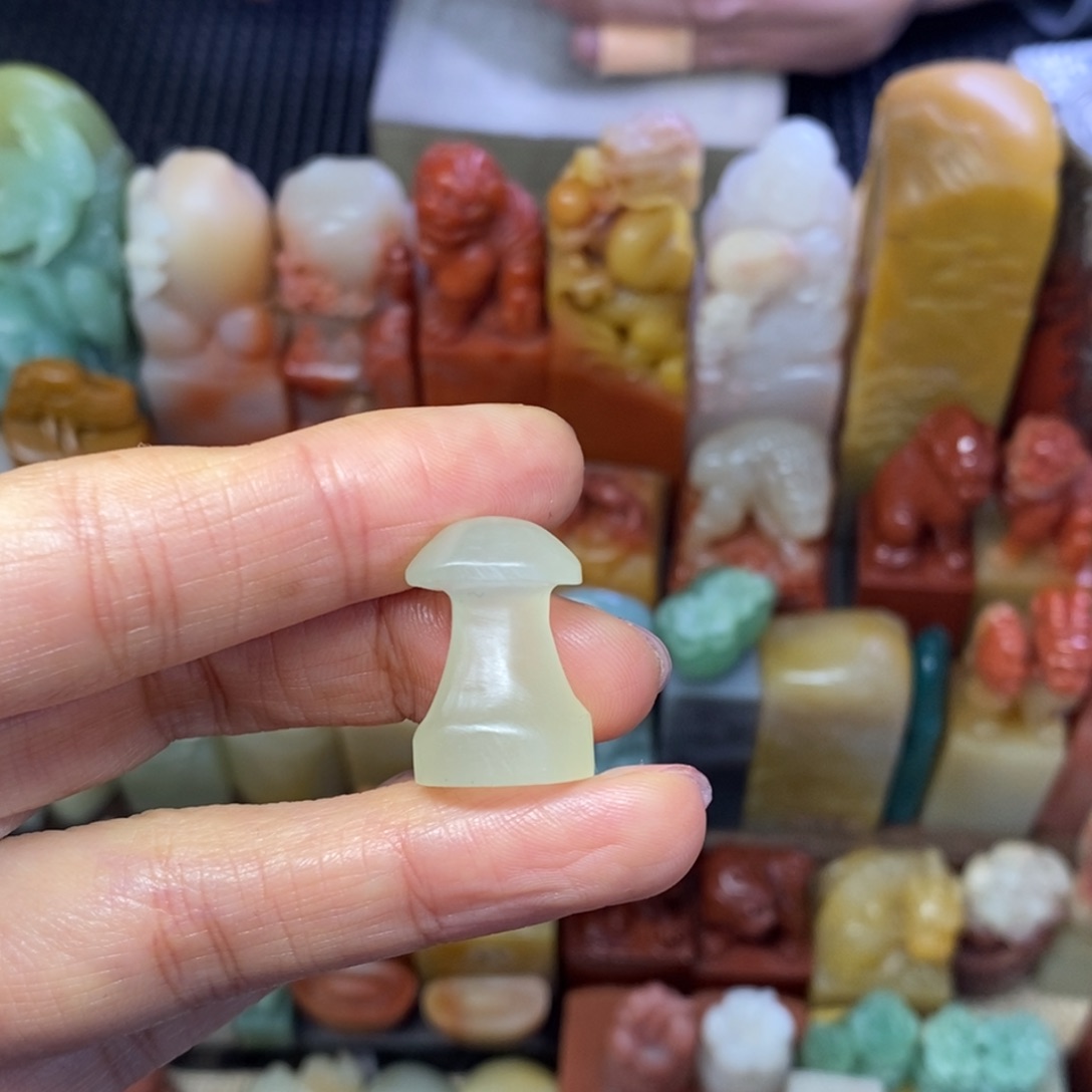 印石寿山石丹东晶