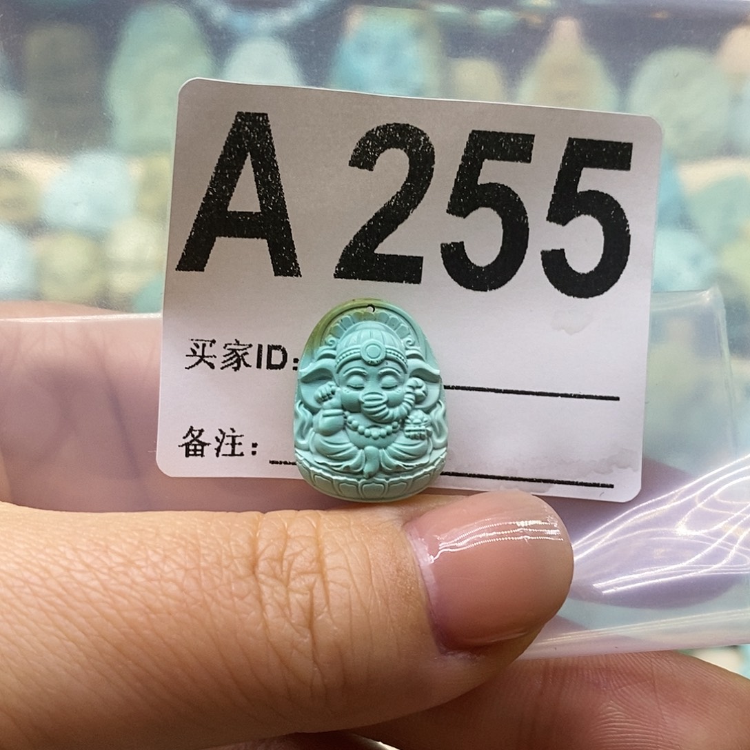 奶****绿松石未镶嵌绿松石配饰定制