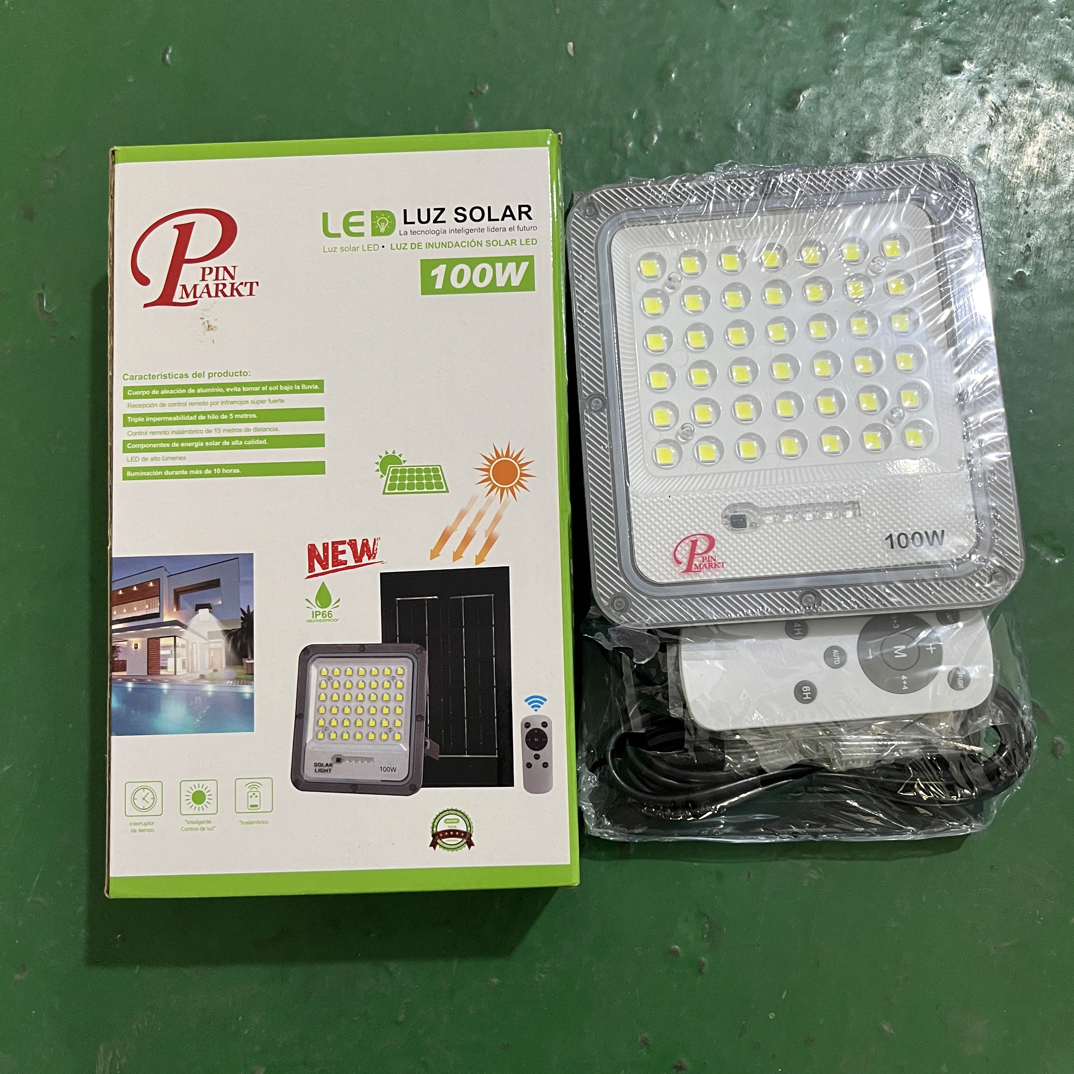 PM100W全套太阳能投光灯一盒