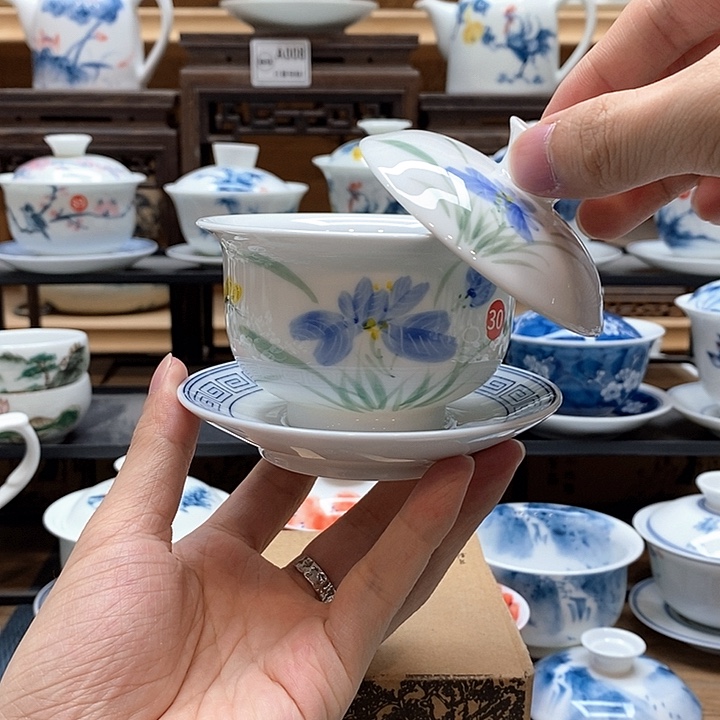 手绘蝴蝶兰160cc盖碗釉下彩微瑕福利款