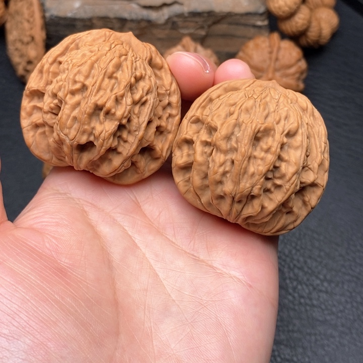 桃核把件全品44.5麦虎